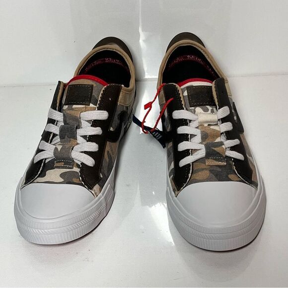 SALT&SEAS Low Top Lace Up Comfortable Canvas Fashion Sneakers - Picture 4 of 8